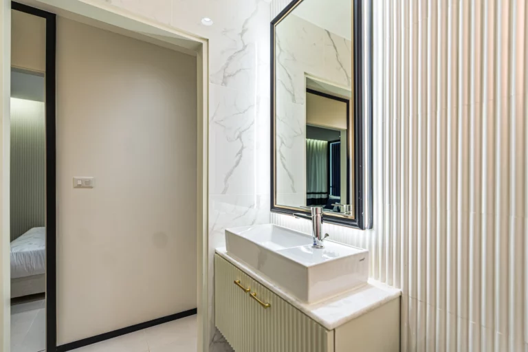 bathroom2